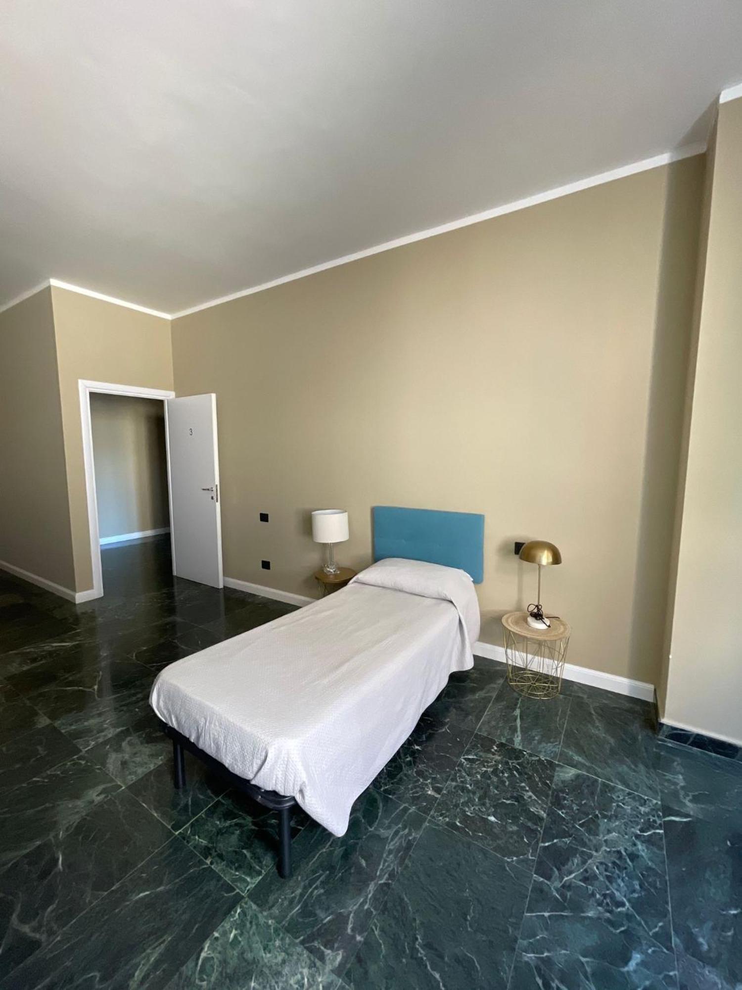 B&B Piazza Duomo Al 55 Voghera Luaran gambar