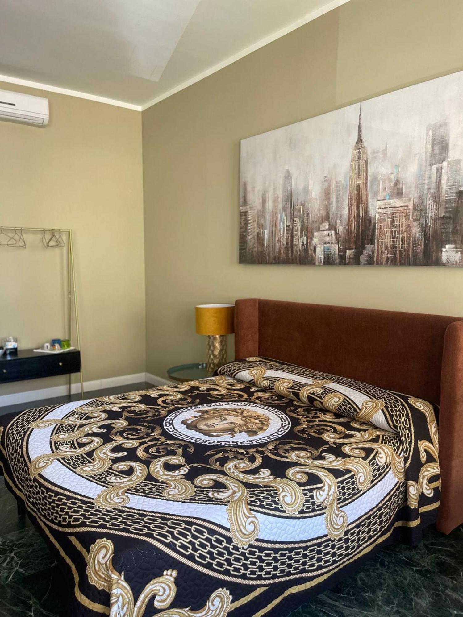 B&B Piazza Duomo Al 55 Voghera Luaran gambar
